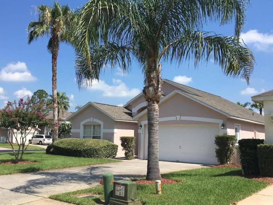 Gone 2 Florida Vacation Homes Four Corners Room photo